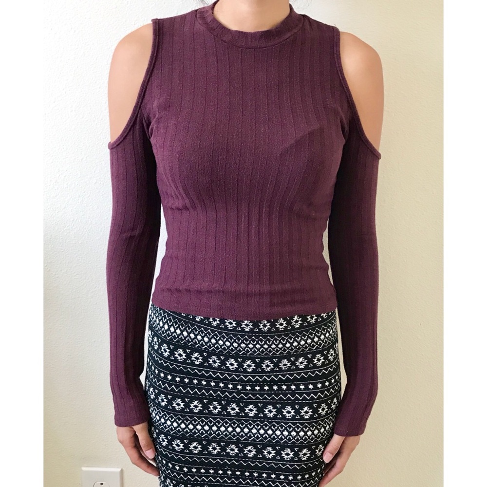KENDALL+KYLIE TOP LONG SLEEVE